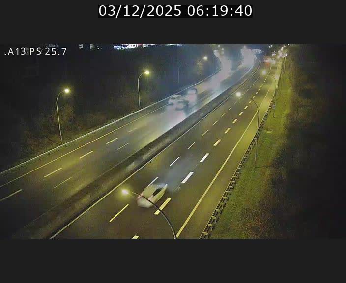 <h2>Traffic live webcam Luxembourg Frisange - A13 direction Allemagne - BK 26</h2>