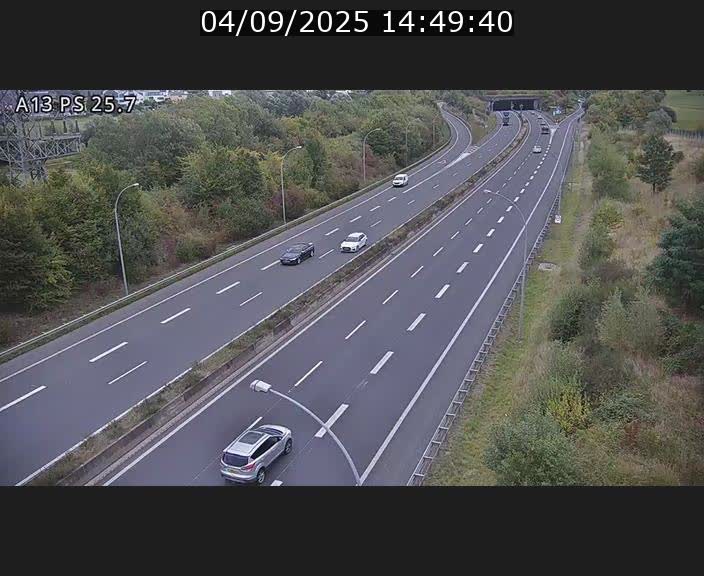 <h2>Traffic live webcam Luxembourg Frisange - A13 direction Allemagne - BK 26</h2>