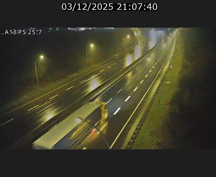 <h2>Traffic live webcam Luxembourg Frisange - A13 direction Allemagne - BK 26</h2>