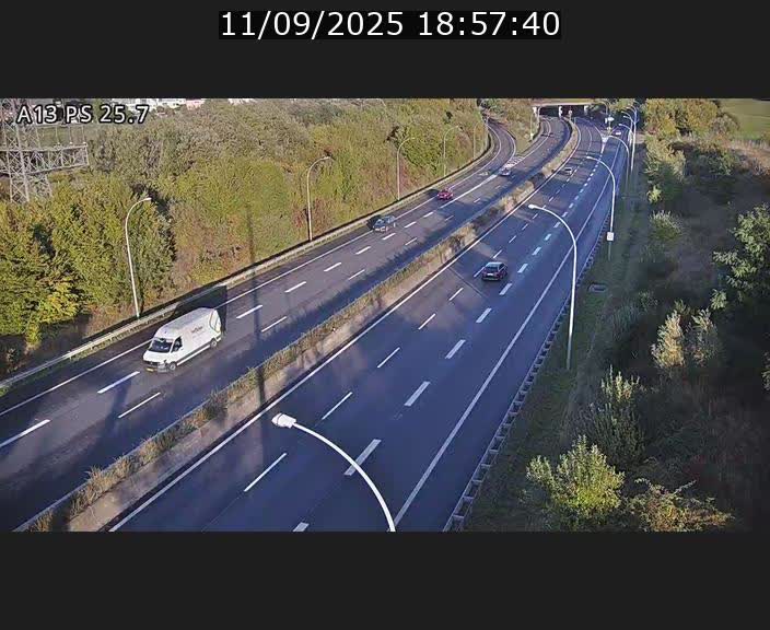 <h2>Traffic live webcam Luxembourg Frisange - A13 direction Allemagne - BK 26</h2>