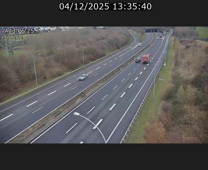 <h2>Traffic live webcam Luxembourg Frisange - A13 direction Allemagne - BK 26</h2>