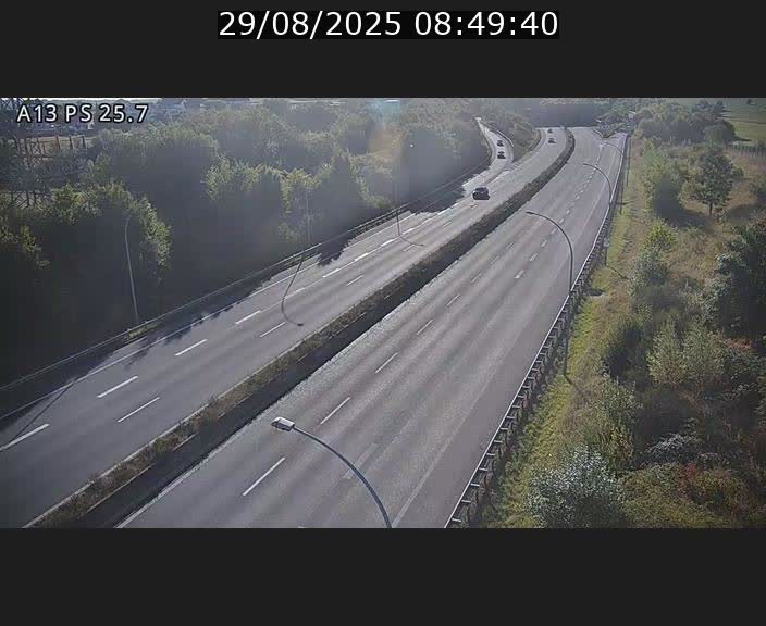 <h2>Traffic live webcam Luxembourg Frisange - A13 direction Allemagne - BK 26</h2>