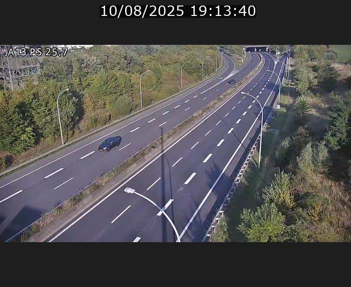 <h2>Traffic live webcam Luxembourg Frisange - A13 direction Allemagne - BK 26</h2>