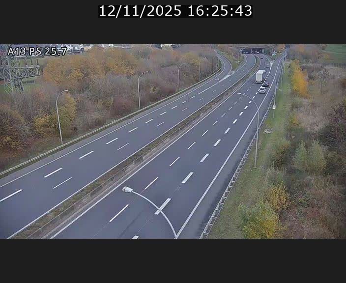 <h2>Traffic live webcam Luxembourg Frisange - A13 direction Allemagne - BK 26</h2>