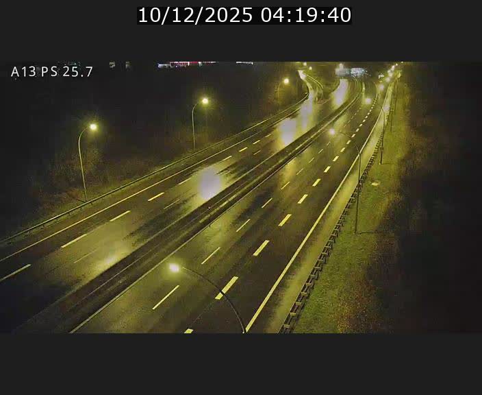 <h2>Traffic live webcam Luxembourg Frisange - A13 direction Allemagne - BK 26</h2>