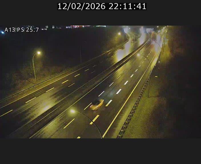 <h2>Traffic live webcam Luxembourg Frisange - A13 direction Allemagne - BK 26</h2>