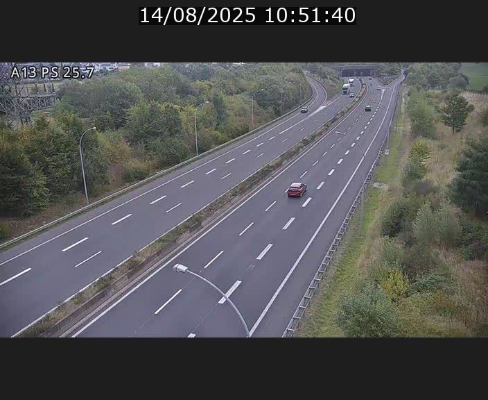 <h2>Traffic live webcam Luxembourg Frisange - A13 direction Allemagne - BK 26</h2>