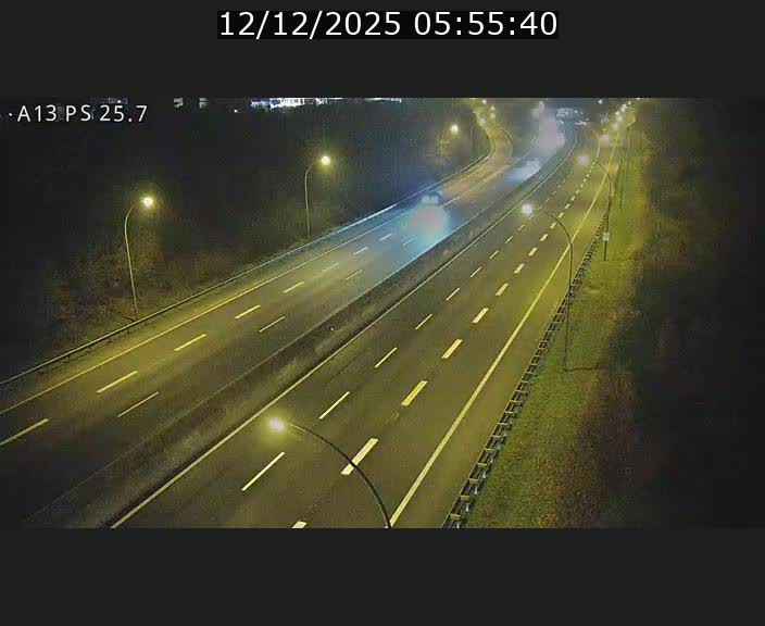 <h2>Traffic live webcam Luxembourg Frisange - A13 direction Allemagne - BK 26</h2>