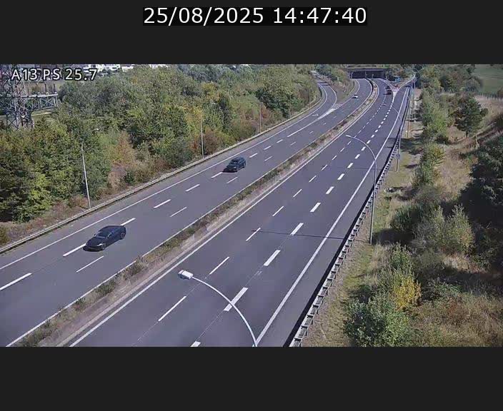 <h2>Traffic live webcam Luxembourg Frisange - A13 direction Allemagne - BK 26</h2>