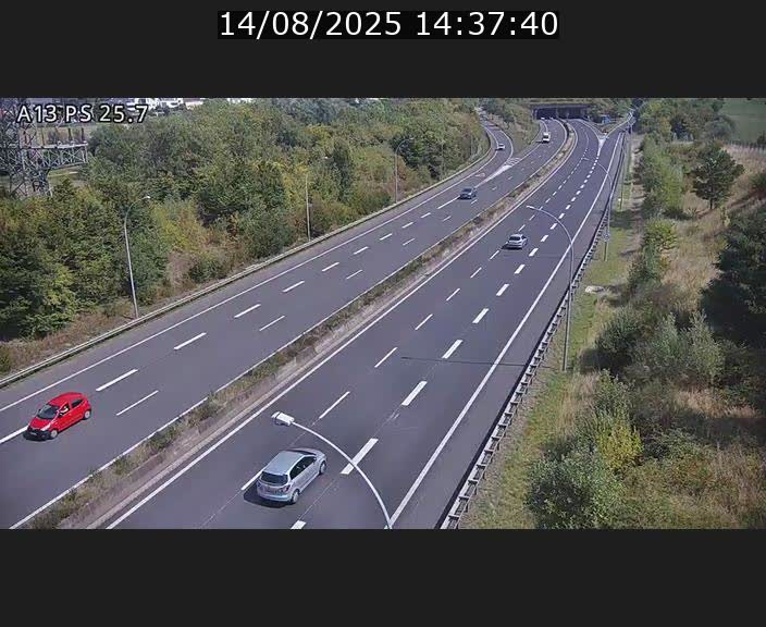 <h2>Traffic live webcam Luxembourg Frisange - A13 direction Allemagne - BK 26</h2>