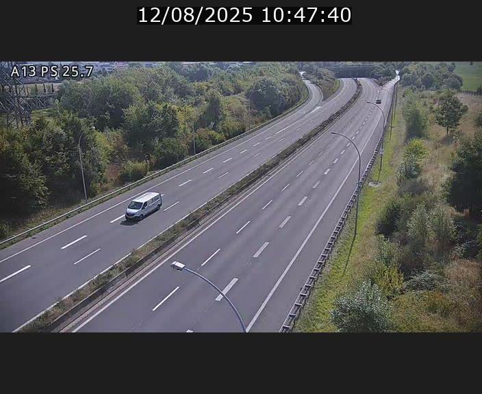 <h2>Traffic live webcam Luxembourg Frisange - A13 direction Allemagne - BK 26</h2>