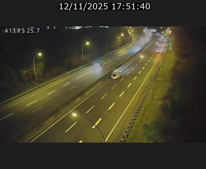 <h2>Traffic live webcam Luxembourg Frisange - A13 direction Allemagne - BK 26</h2>
