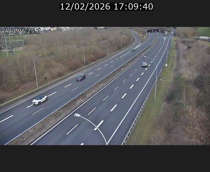 <h2>Traffic live webcam Luxembourg Frisange - A13 direction Allemagne - BK 26</h2>