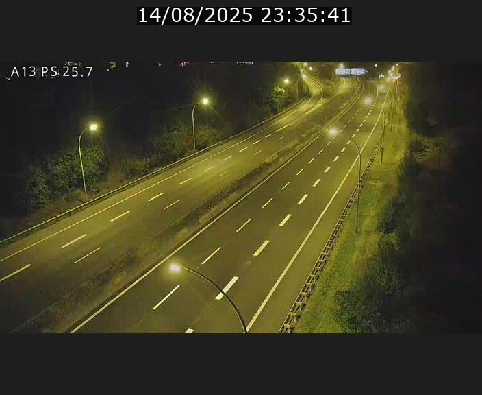 <h2>Traffic live webcam Luxembourg Frisange - A13 direction Allemagne - BK 26</h2>