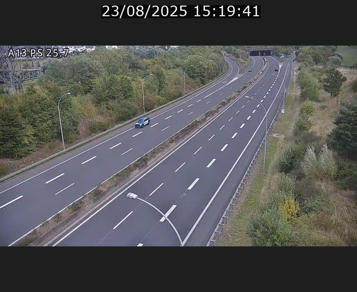 <h2>Traffic live webcam Luxembourg Frisange - A13 direction Allemagne - BK 26</h2>