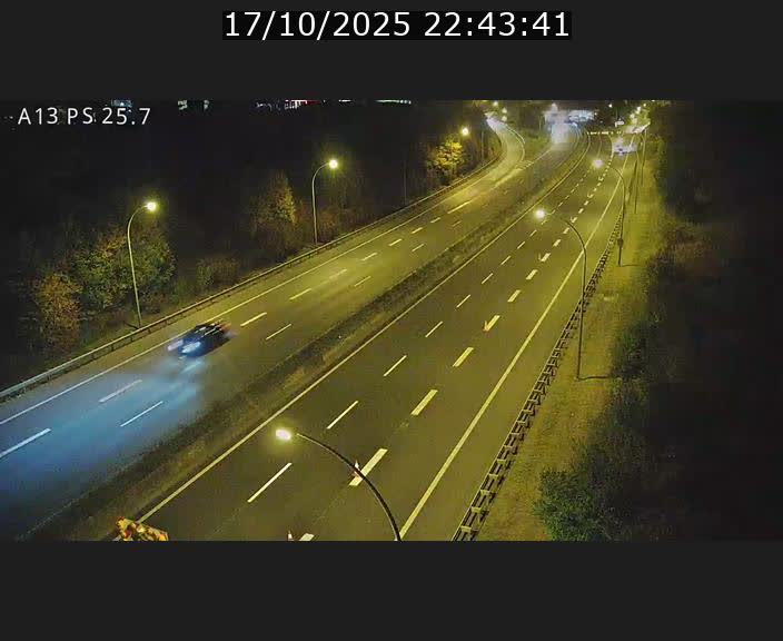<h2>Traffic live webcam Luxembourg Frisange - A13 direction Allemagne - BK 26</h2>