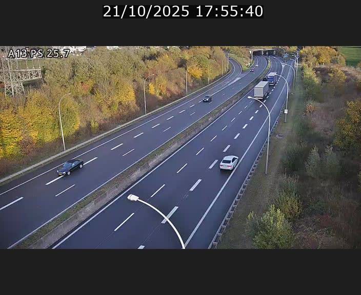 <h2>Traffic live webcam Luxembourg Frisange - A13 direction Allemagne - BK 26</h2>