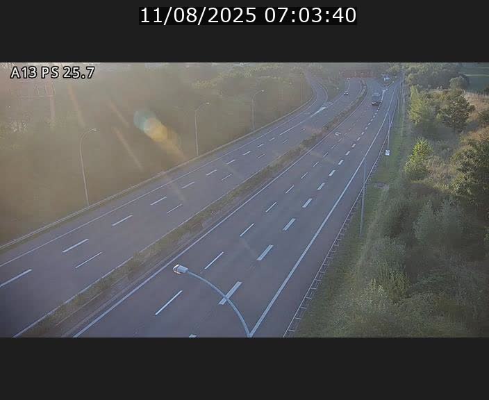 Traffic live webcam Luxembourg Frisange - A13 direction Allemagne - BK 26
