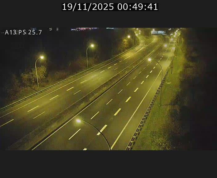<h2>Traffic live webcam Luxembourg Frisange - A13 direction Allemagne - BK 26</h2>