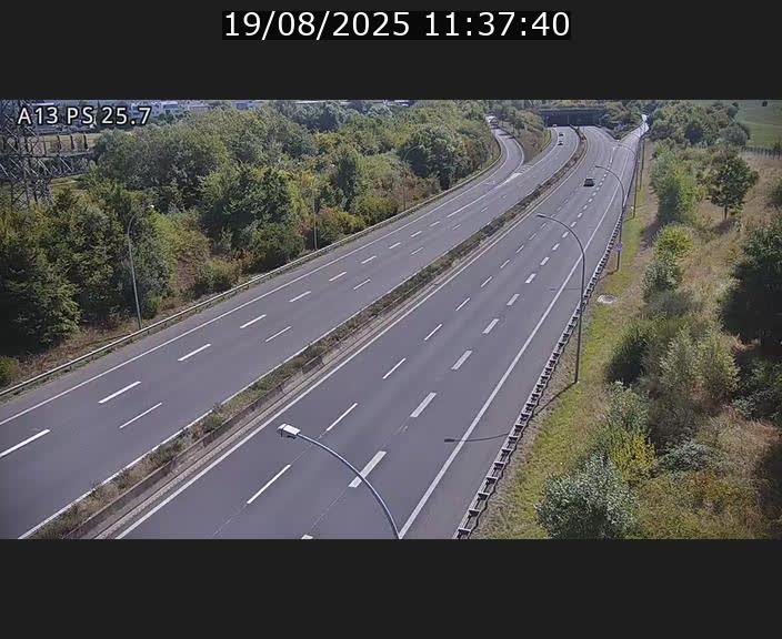<h2>Traffic live webcam Luxembourg Frisange - A13 direction Allemagne - BK 26</h2>