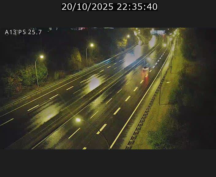 <h2>Traffic live webcam Luxembourg Frisange - A13 direction Allemagne - BK 26</h2>
