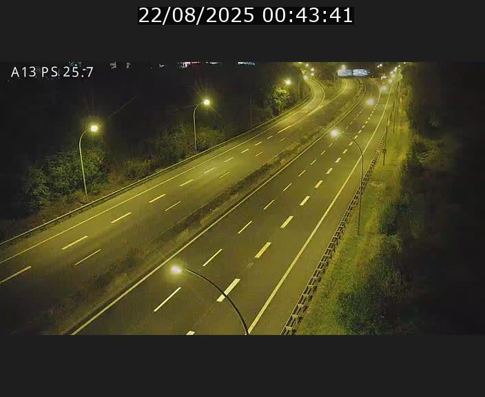 <h2>Traffic live webcam Luxembourg Frisange - A13 direction Allemagne - BK 26</h2>