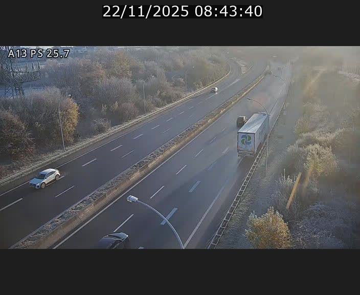 <h2>Traffic live webcam Luxembourg Frisange - A13 direction Allemagne - BK 26</h2>