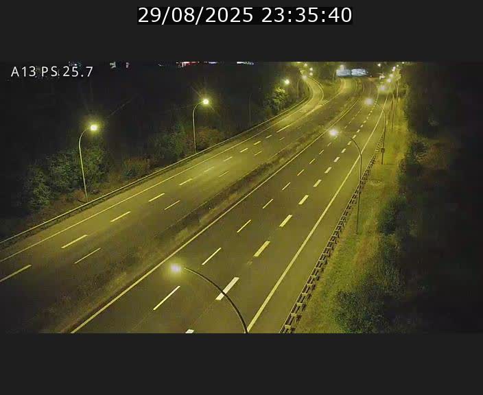 <h2>Traffic live webcam Luxembourg Frisange - A13 direction Allemagne - BK 26</h2>