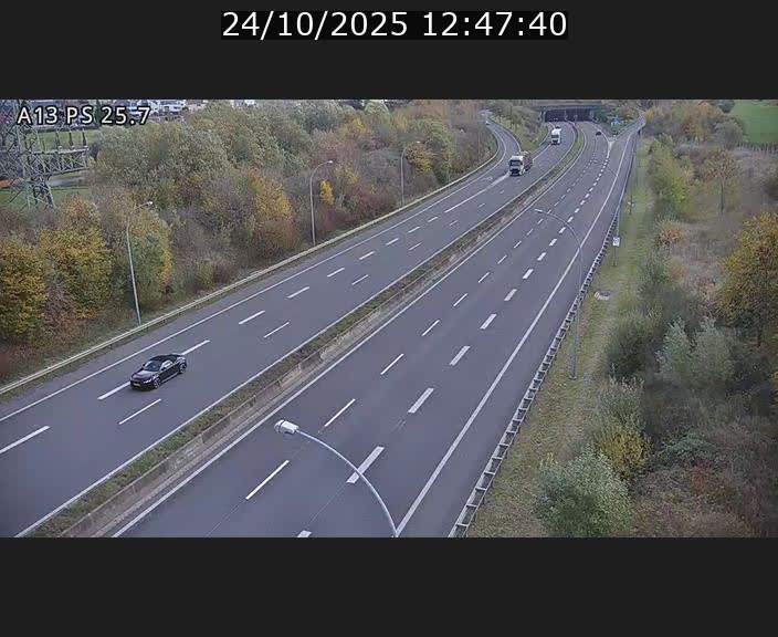 <h2>Traffic live webcam Luxembourg Frisange - A13 direction Allemagne - BK 26</h2>