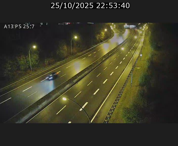<h2>Traffic live webcam Luxembourg Frisange - A13 direction Allemagne - BK 26</h2>