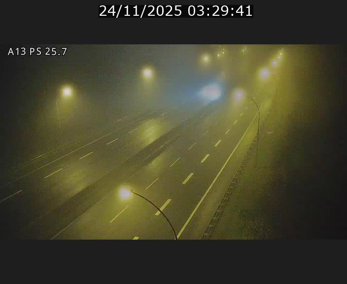 <h2>Traffic live webcam Luxembourg Frisange - A13 direction Allemagne - BK 26</h2>