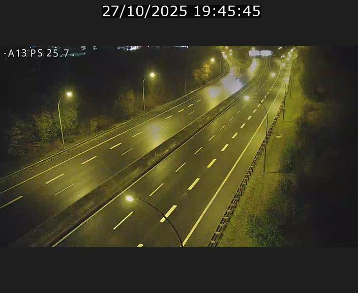 <h2>Traffic live webcam Luxembourg Frisange - A13 direction Allemagne - BK 26</h2>