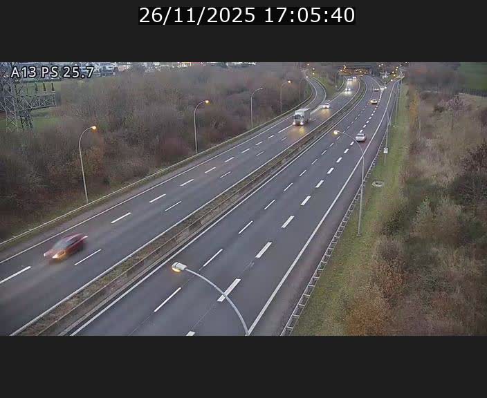 <h2>Traffic live webcam Luxembourg Frisange - A13 direction Allemagne - BK 26</h2>