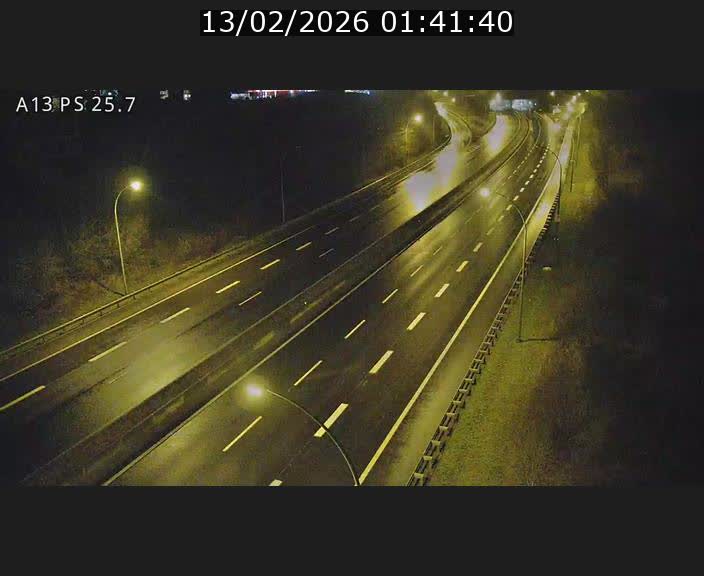 <h2>Traffic live webcam Luxembourg Frisange - A13 direction Allemagne - BK 26</h2>