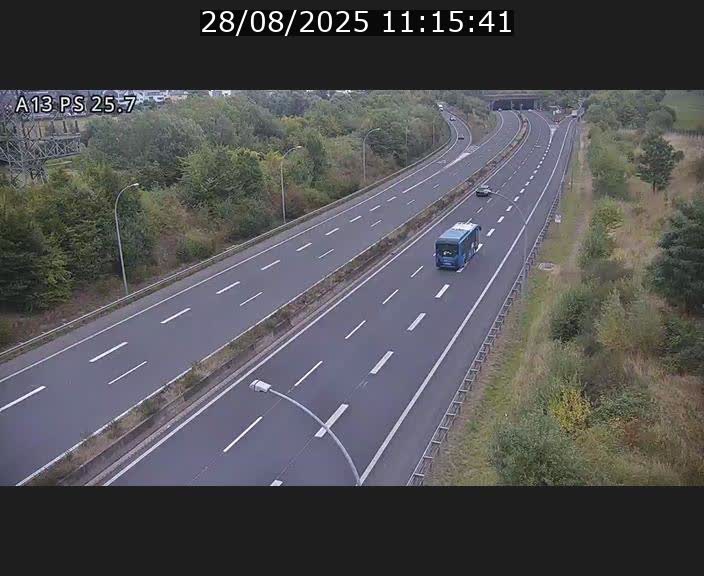 <h2>Traffic live webcam Luxembourg Frisange - A13 direction Allemagne - BK 26</h2>