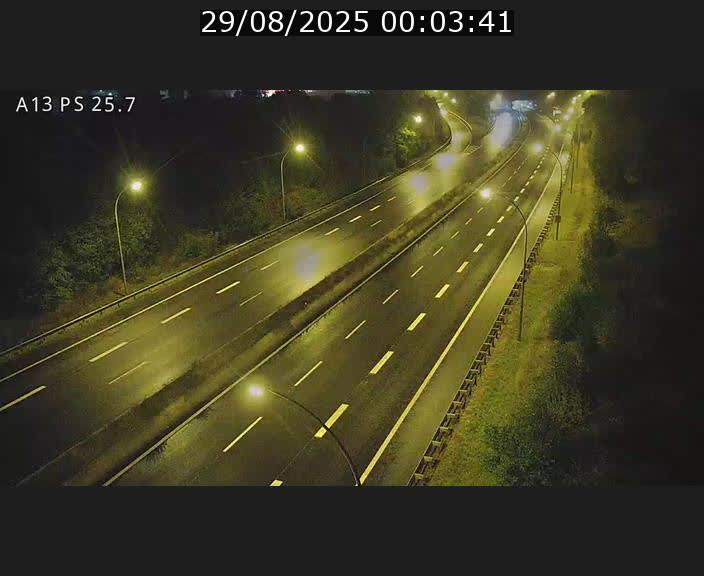 <h2>Traffic live webcam Luxembourg Frisange - A13 direction Allemagne - BK 26</h2>