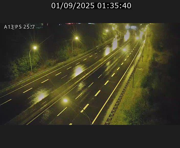 <h2>Traffic live webcam Luxembourg Frisange - A13 direction Allemagne - BK 26</h2>