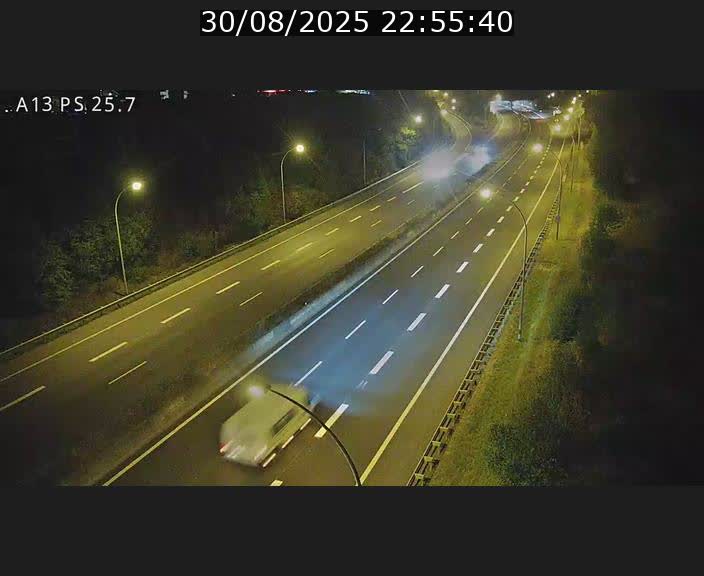 <h2>Traffic live webcam Luxembourg Frisange - A13 direction Allemagne - BK 26</h2>