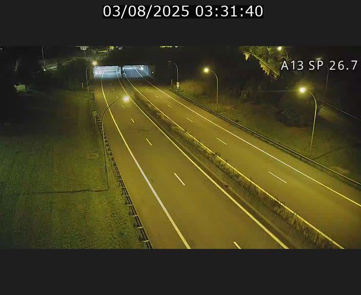 <h2>Traffic live webcam Luxembourg Frisange - A13 direction Luxembourg-ville - BK 26.7</h2>