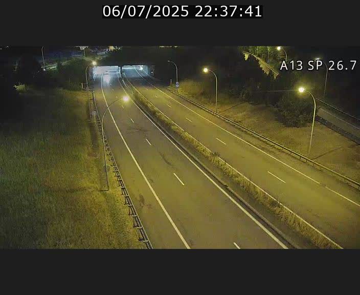 Traffic live webcam Luxembourg Frisange - A13 direction Luxembourg-ville - BK 26.7