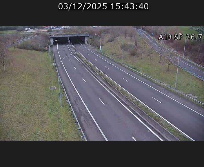 <h2>Traffic live webcam Luxembourg Frisange - A13 direction Luxembourg-ville - BK 26.7</h2>