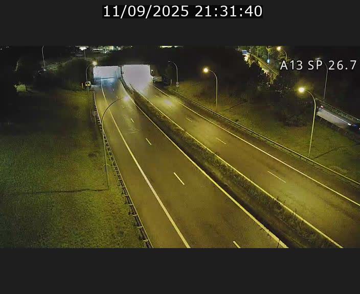 <h2>Traffic live webcam Luxembourg Frisange - A13 direction Luxembourg-ville - BK 26.7</h2>