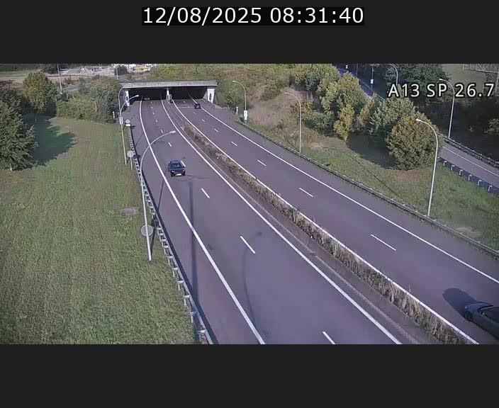 <h2>Traffic live webcam Luxembourg Frisange - A13 direction Luxembourg-ville - BK 26.7</h2>