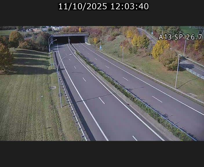 <h2>Traffic live webcam Luxembourg Frisange - A13 direction Luxembourg-ville - BK 26.7</h2>