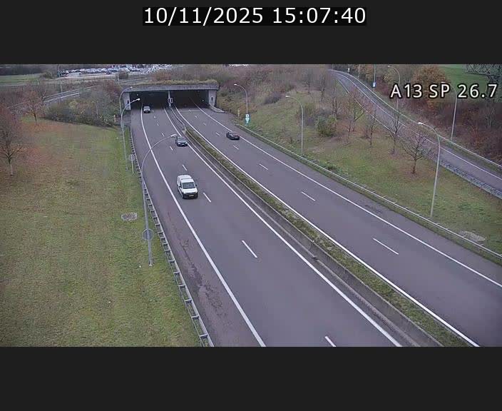 <h2>Traffic live webcam Luxembourg Frisange - A13 direction Luxembourg-ville - BK 26.7</h2>