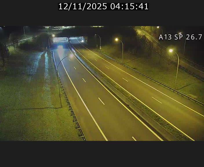 <h2>Traffic live webcam Luxembourg Frisange - A13 direction Luxembourg-ville - BK 26.7</h2>