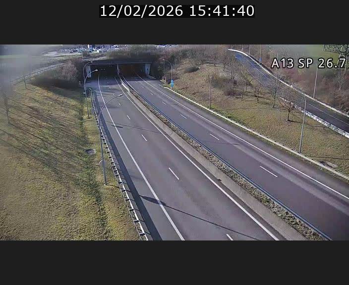 <h2>Traffic live webcam Luxembourg Frisange - A13 direction Luxembourg-ville - BK 26.7</h2>