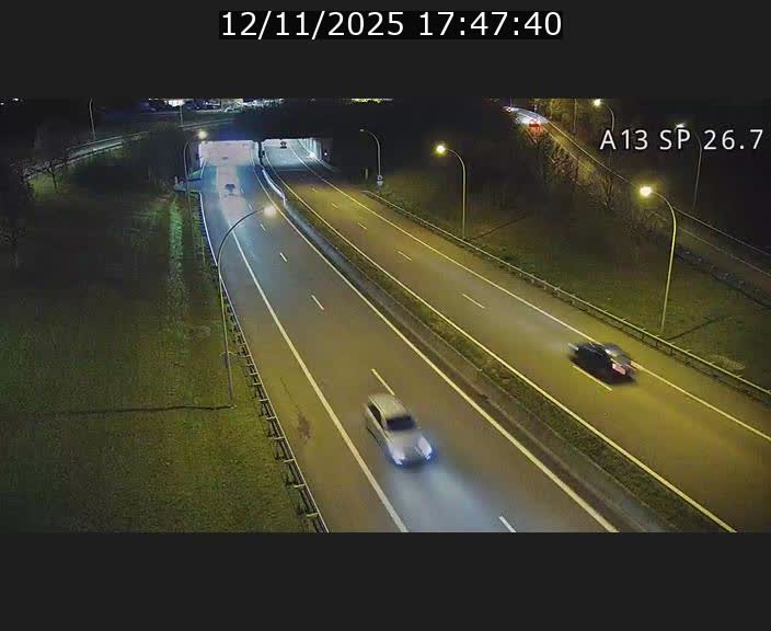 <h2>Traffic live webcam Luxembourg Frisange - A13 direction Luxembourg-ville - BK 26.7</h2>
