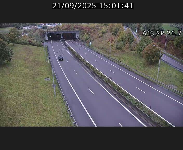 <h2>Traffic live webcam Luxembourg Frisange - A13 direction Luxembourg-ville - BK 26.7</h2>