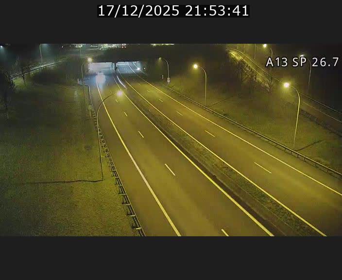<h2>Traffic live webcam Luxembourg Frisange - A13 direction Luxembourg-ville - BK 26.7</h2>